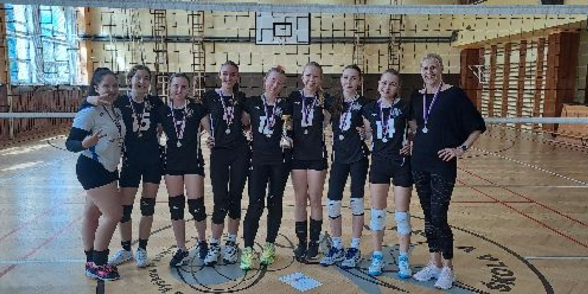 Volejbal dívky – okresní kolo – 3. místo!